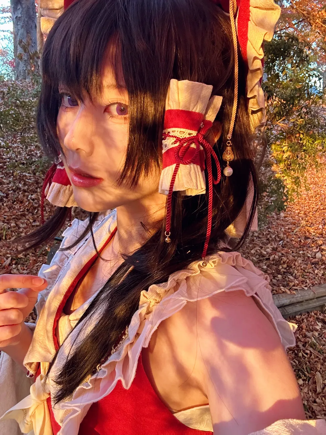 角色扮演, 博麗靈夢cos, 東方project, 紅葉攝影, 秋日戶外 - 第3張
