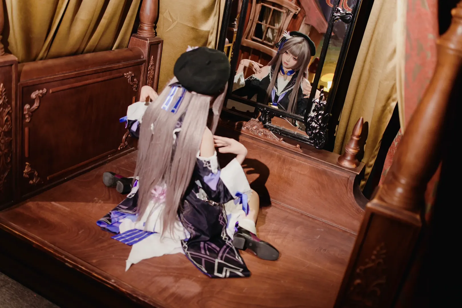 崩壊：スターレイル, ヘルタ コスプレ, コスプレ撮影, 大英図書館展, ミラーセルフィーポーズ - 3枚目