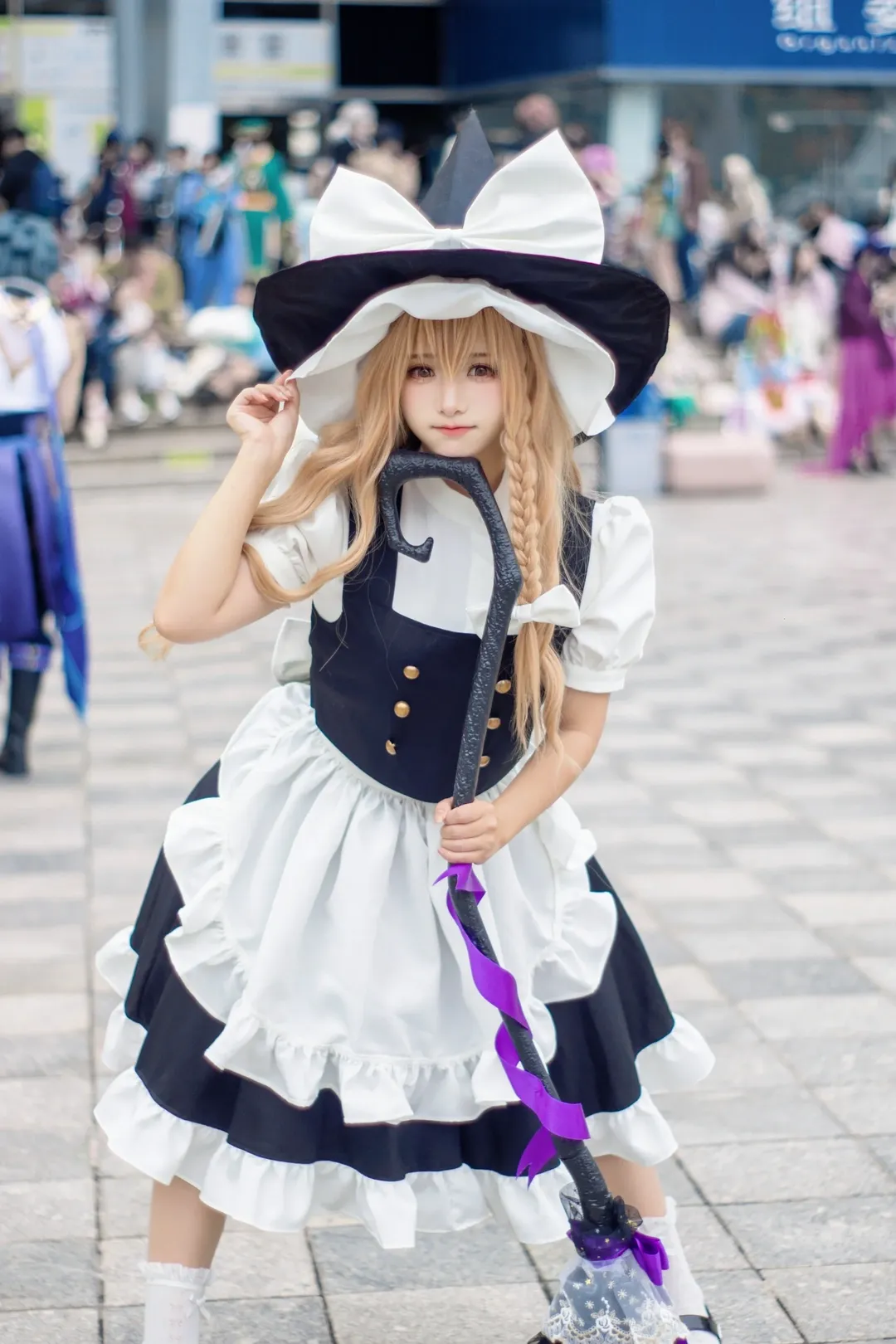 Anime-style photography, Touhou Project, Marisa Kirisame cosplay, Cosplay convention photos, Convention photoshoot