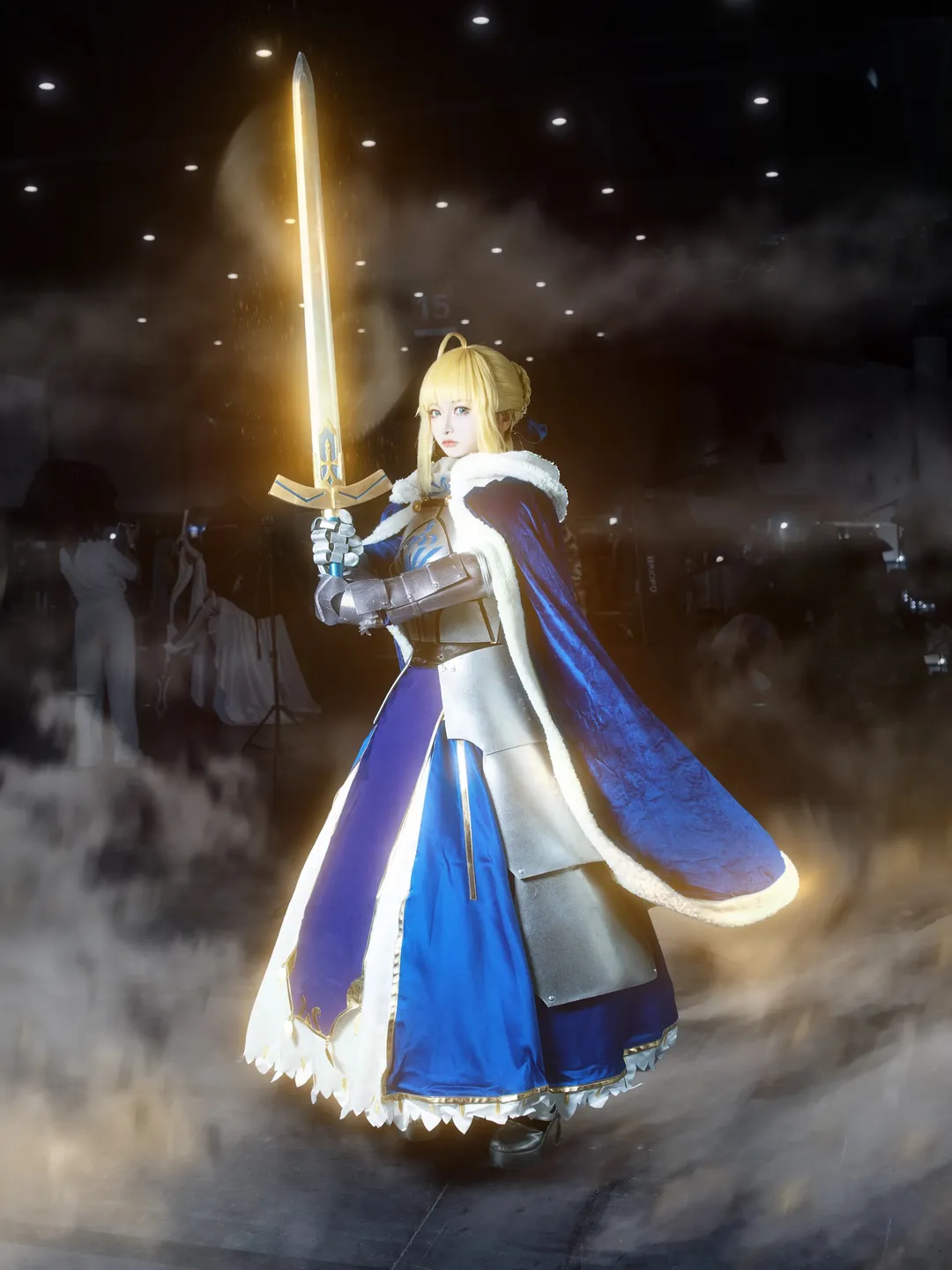 漫展返图, 阿尔托莉雅cos, Fate, cosplay摄影, 场照姿势 - 第11张