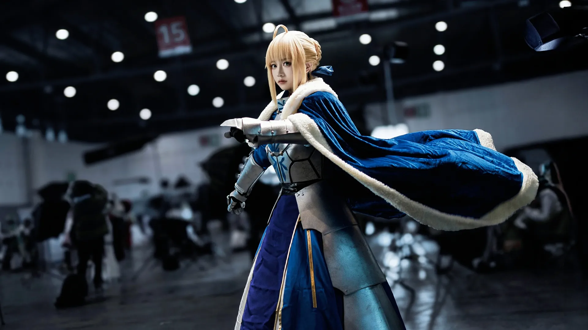 漫展返图, 阿尔托莉雅cos, Fate, cosplay摄影, 场照姿势 - 第7张