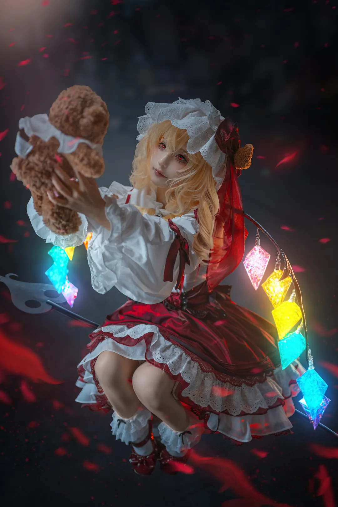東方Project, イベント写真, コスプレ撮影, フランドール・スカーレットコスプレ, イベント撮影ポーズ参考 - 3枚目