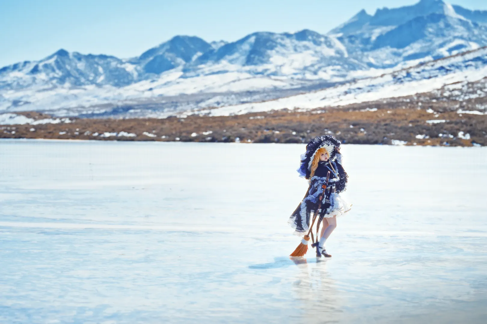 魔理沙コスプレ, 東方Project, 雪景色撮影, コスプレ写真, 白黒の天使 - 2枚目