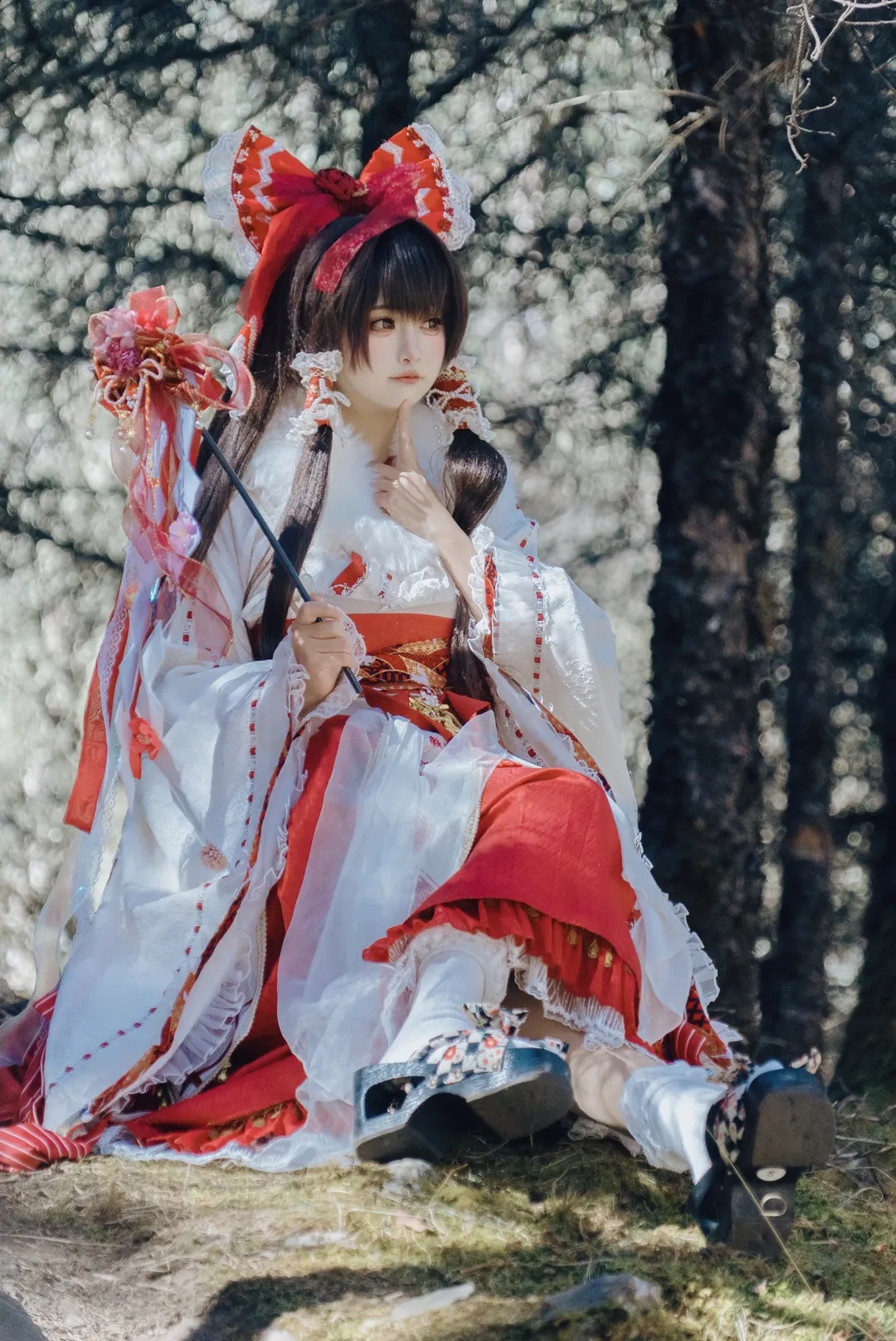 二次元摄影, 博丽灵梦cos, 东方project, 巫女装扮, 雪景外景 - 第2张