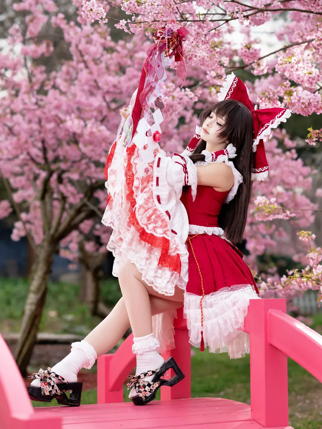 二次元摄影, 博丽灵梦cos, 东方project, 红白巫女, 樱花写真 - 第9张