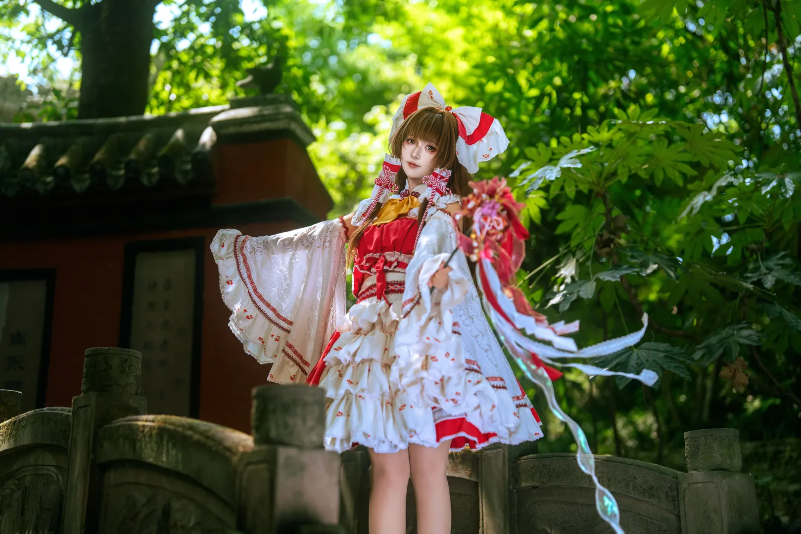 Anime-style photography, Reimu Hakurei Cosplay, Touhou Project, Cosplay pose reference, Official photoshoot - Image 10
