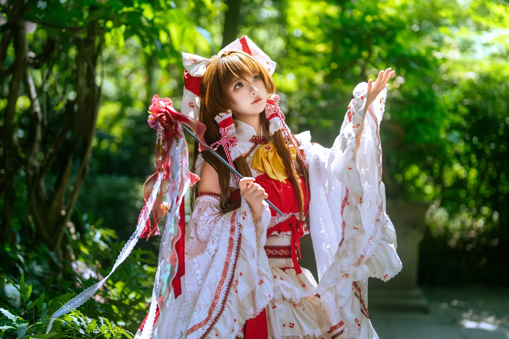 Anime-style photography, Reimu Hakurei Cosplay, Touhou Project, Cosplay pose reference, Official photoshoot - Image 9