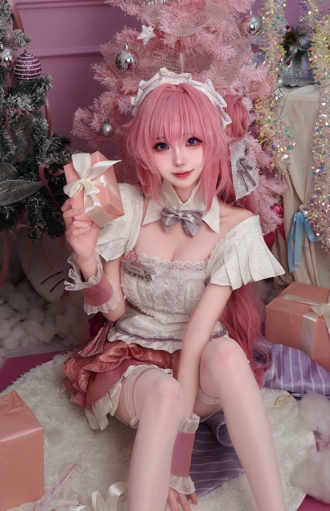 二次元摄影, 胜利女神, 粉色系cosplay, 桃乐丝cos, 圣诞布景 - 第2张