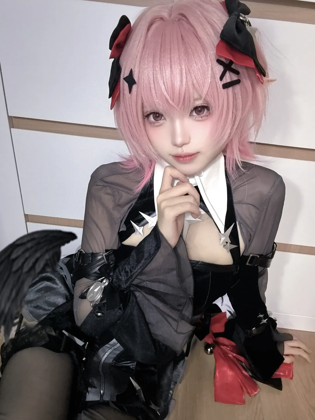 绝区零, 粉发少女, 二次元写真, cosplay穿搭, 蕾米埃尔cos - 第1张