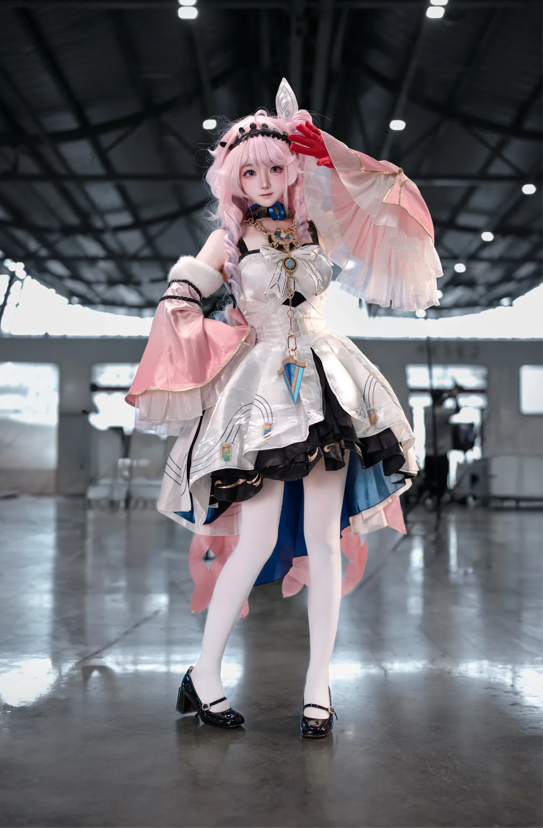 角色扮演, 鸣潮, 达妮娅cos, 漫展摄影, 粉发少女 - 第1张