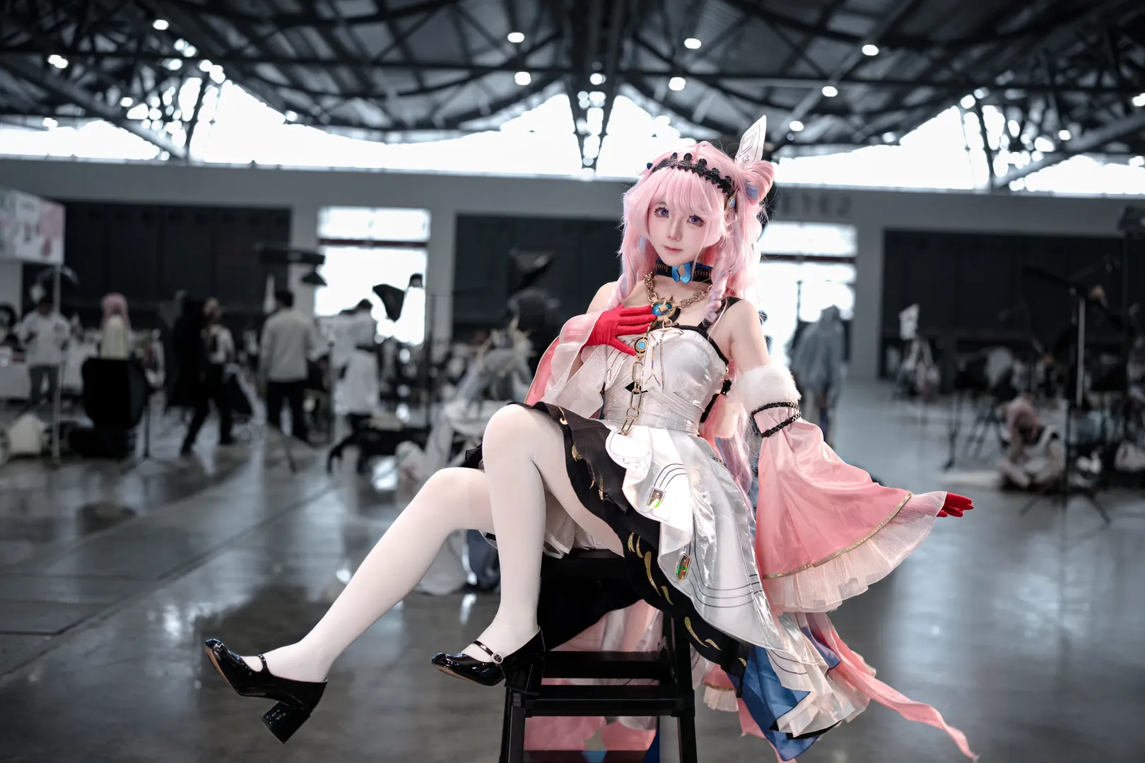 角色扮演, 鸣潮, 达妮娅cos, 漫展摄影, 粉发少女