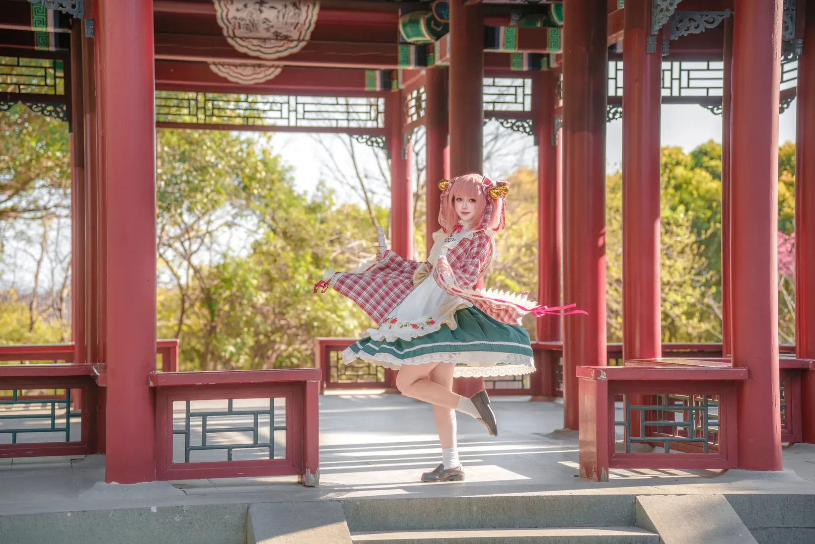 Touhou Project, Motoori Kosuzu Cosplay, Cosplay photography, ACGN sharing, Garden exterior