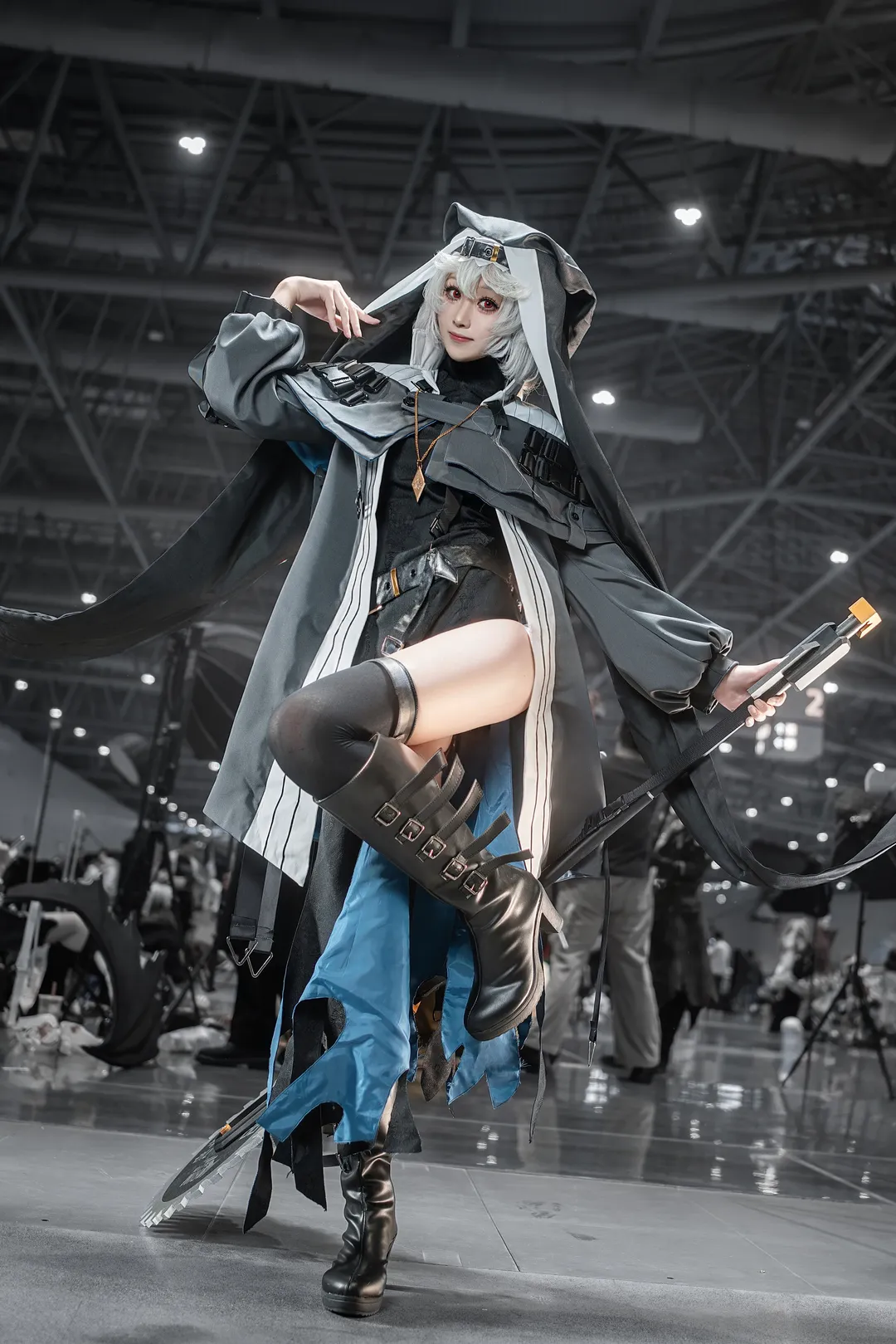 イベント写真, アークナイツ, コスプレ撮影, スペクター コスプレ, チェーンソーの小道具 - 1枚目
