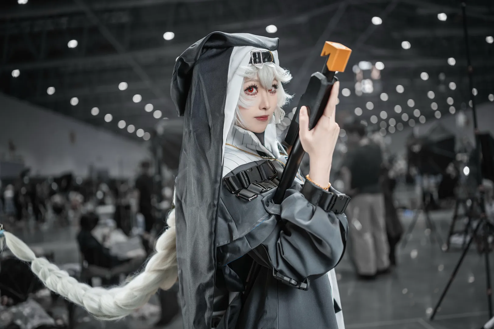 イベント写真, アークナイツ, コスプレ撮影, スペクター コスプレ, チェーンソーの小道具 - 5枚目