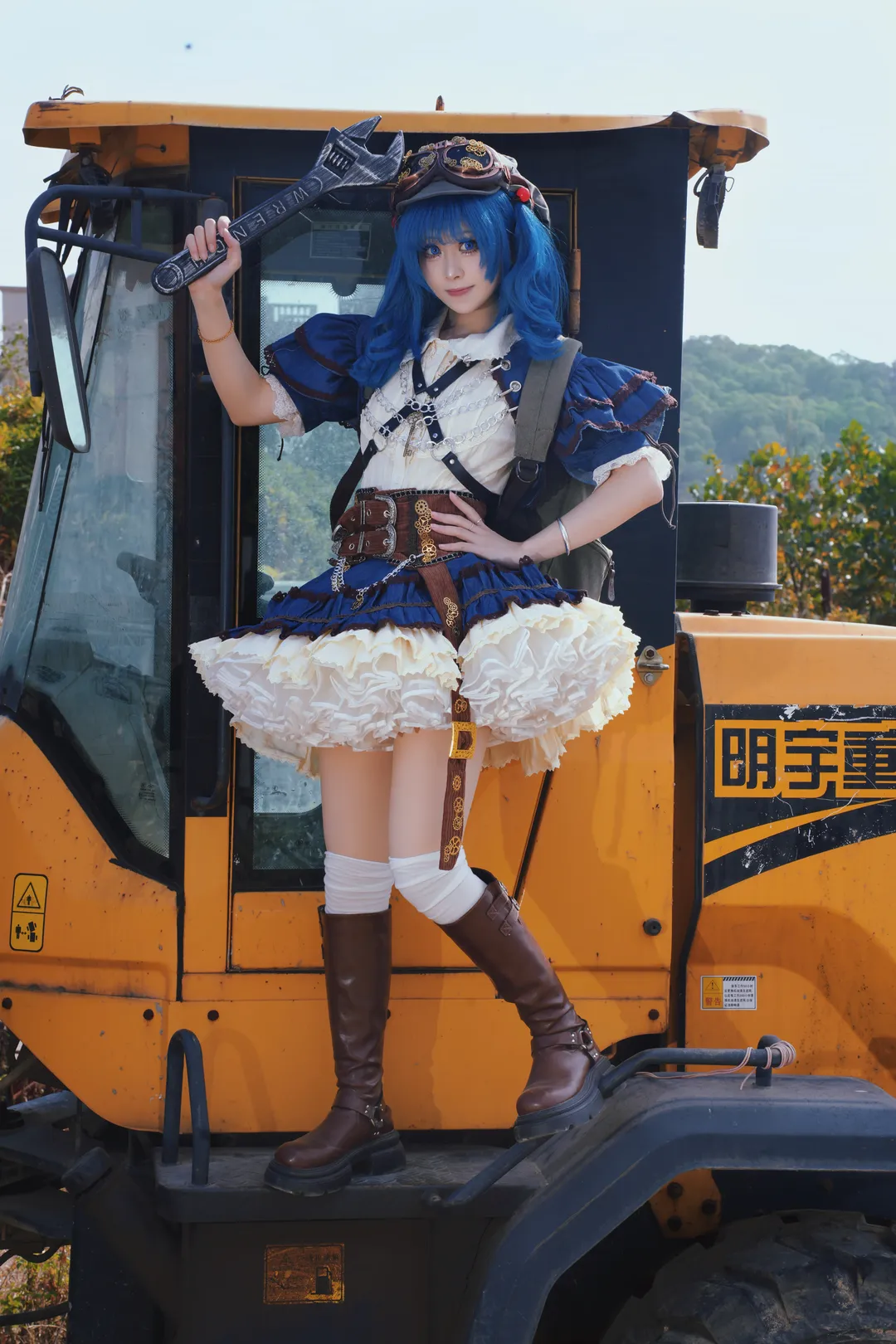 Touhou Project, Kawashiro Nitori cosplay, Steampunk style, Industrial wasteland photography, Armored Girl