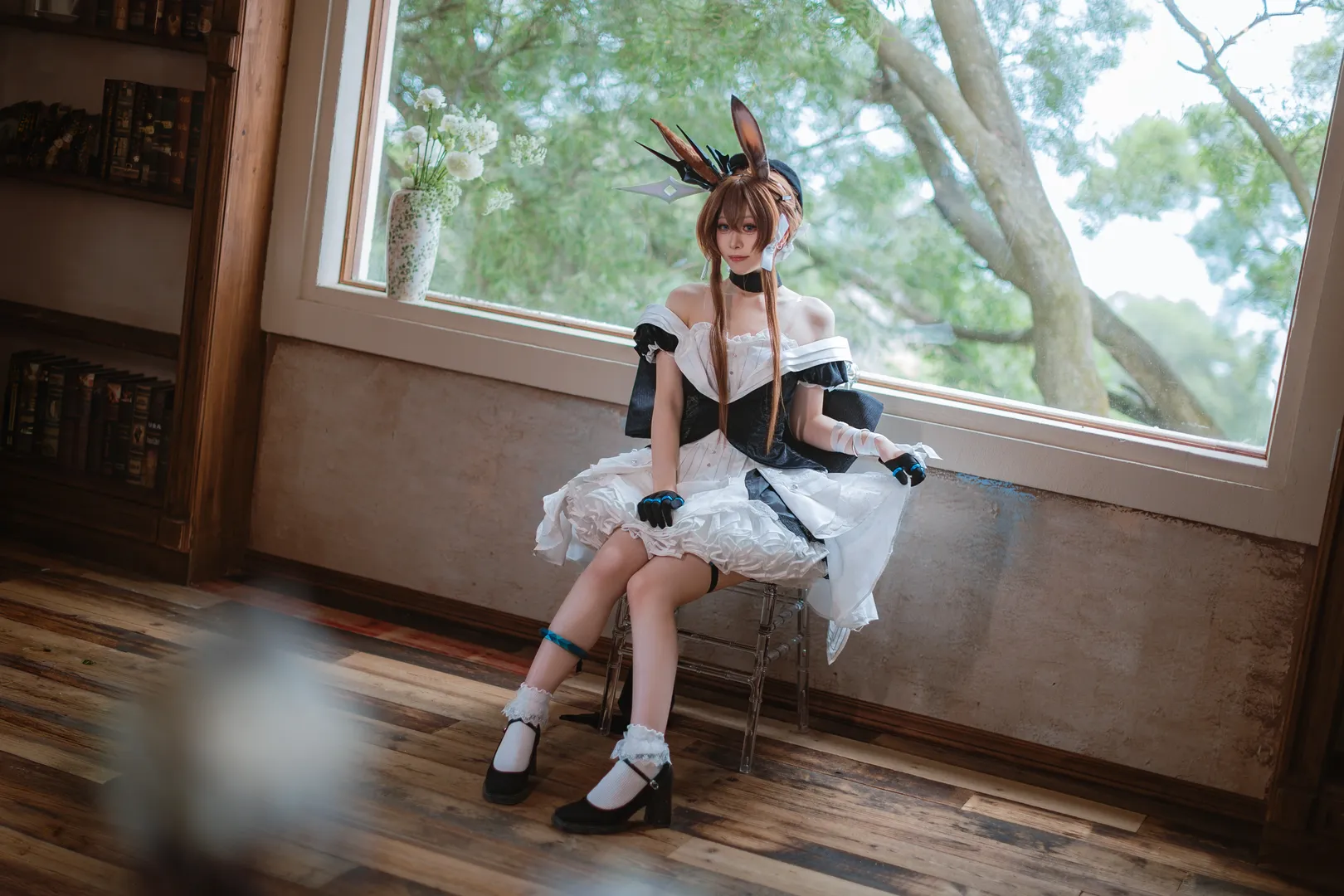 アークナイツ, アーミヤ コスプレ, レトロ撮影, ジャングルの結び目, うさ耳メイド服 - 6枚目