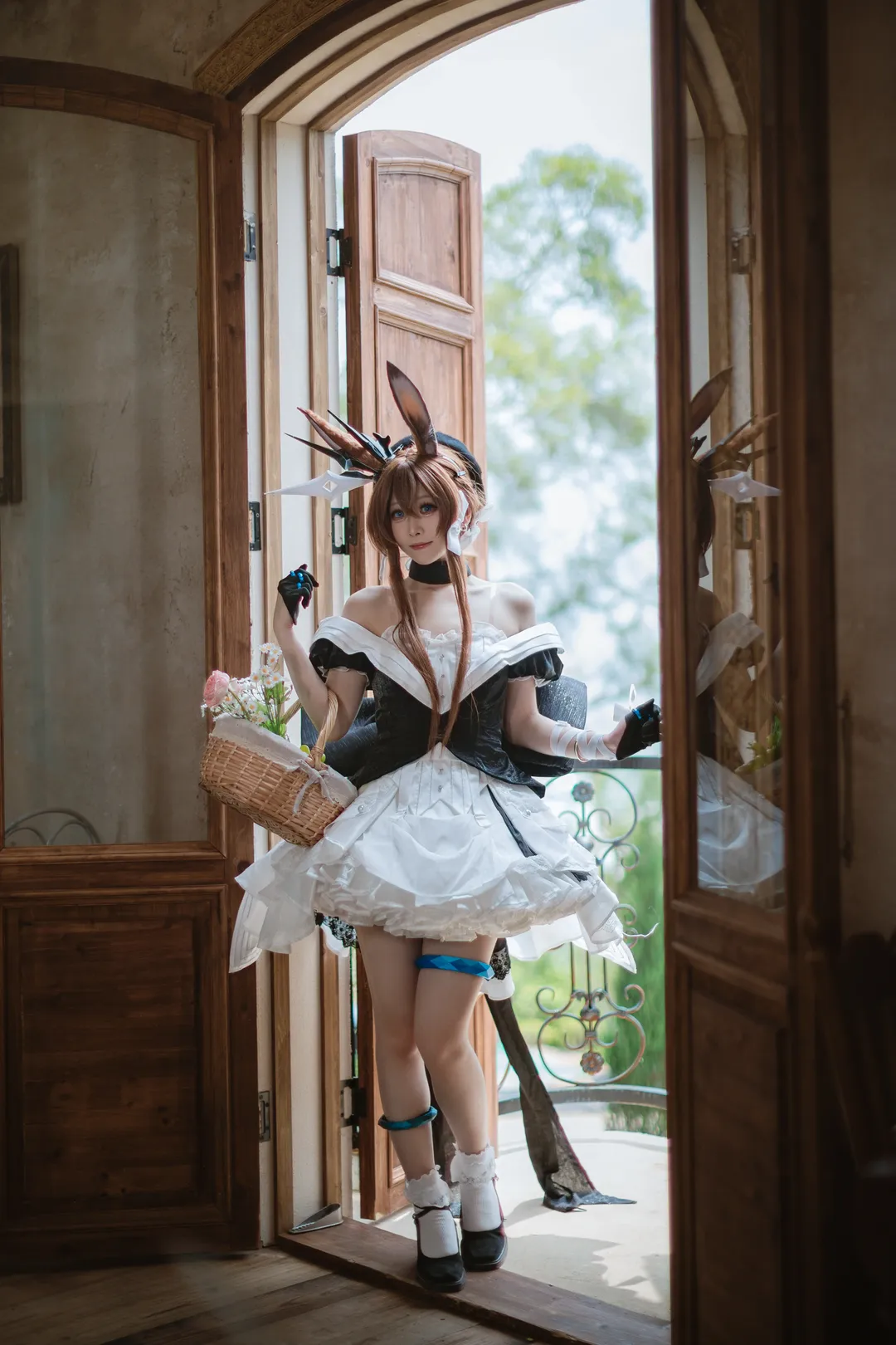 アークナイツ, アーミヤ コスプレ, レトロ撮影, ジャングルの結び目, うさ耳メイド服 - 7枚目