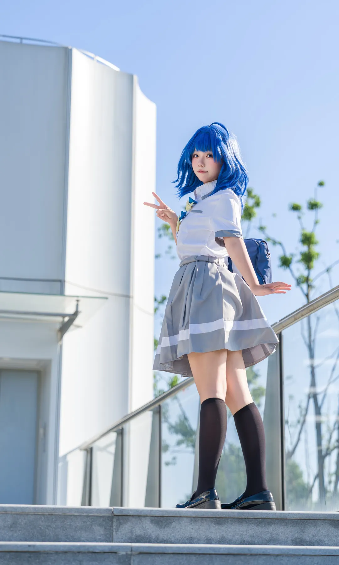 萌えアニメ少女, 青髪コスプレ, 八奈見杏菜コスプレ, 負けヒロインが多すぎる！, 学園風JK - 3枚目