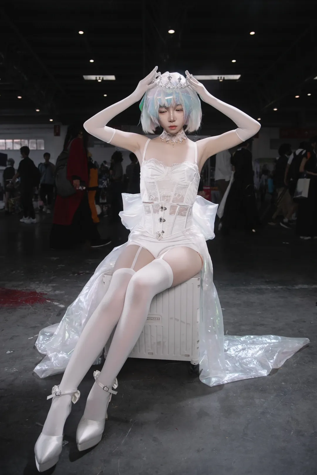 cosplay, Anime-style photography, Convention photos, Bride cosplay, Land of the Lustrous cosplay - Image 1