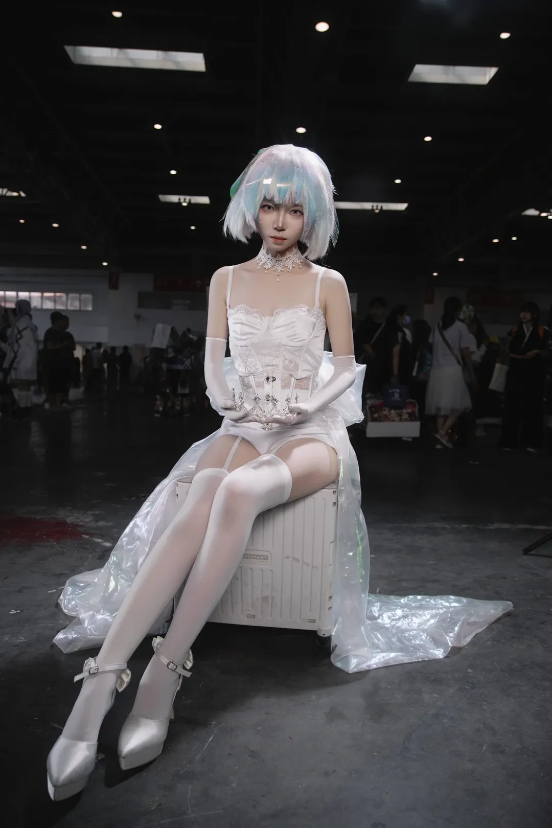 cosplay, Anime-style photography, Convention photos, Bride cosplay, Land of the Lustrous cosplay - Image 4
