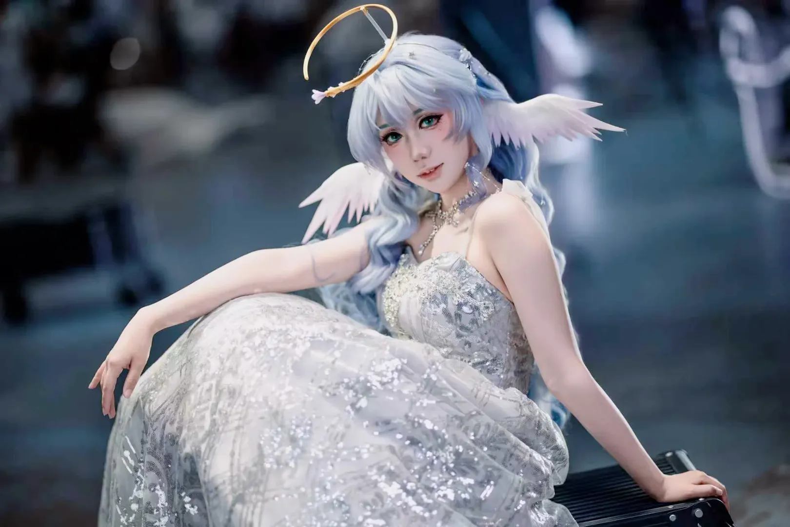 漫展返图, 知更鸟cos, cosplay摄影, 天使造型, 仙气礼服 - 第3张