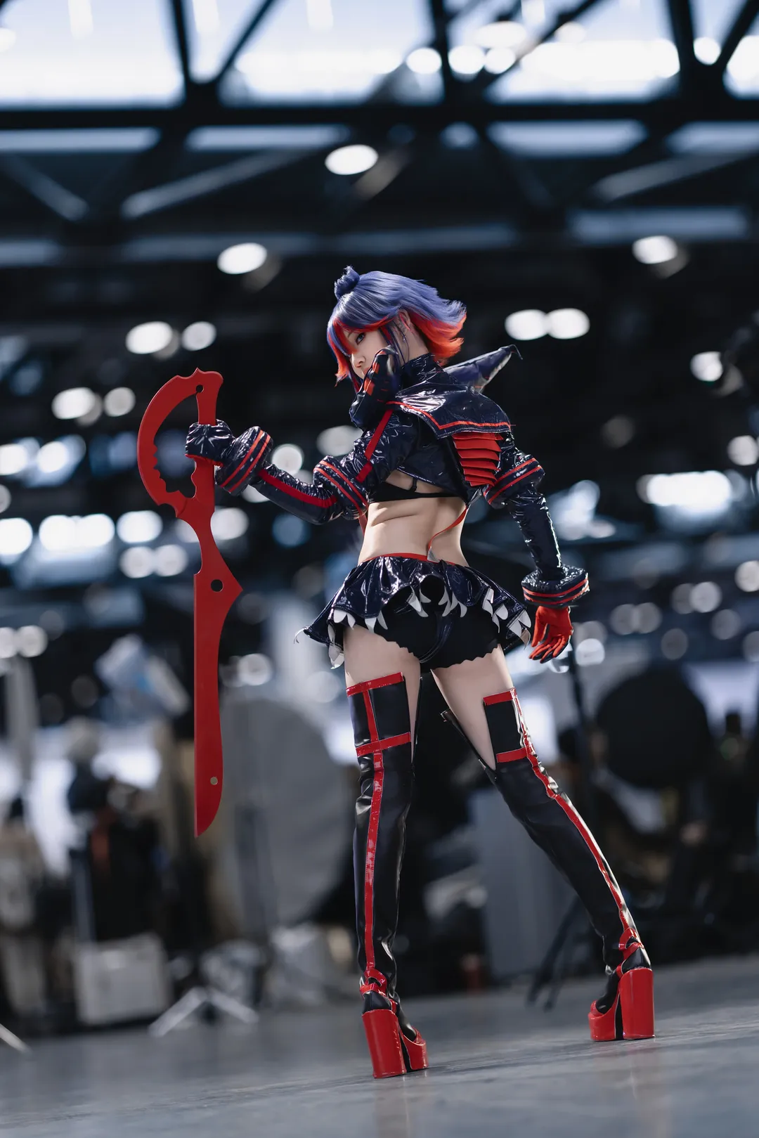二次元摄影, 漫展场照, 缠流子cos, 斩服少女, 战斗系cosplay - 第1张