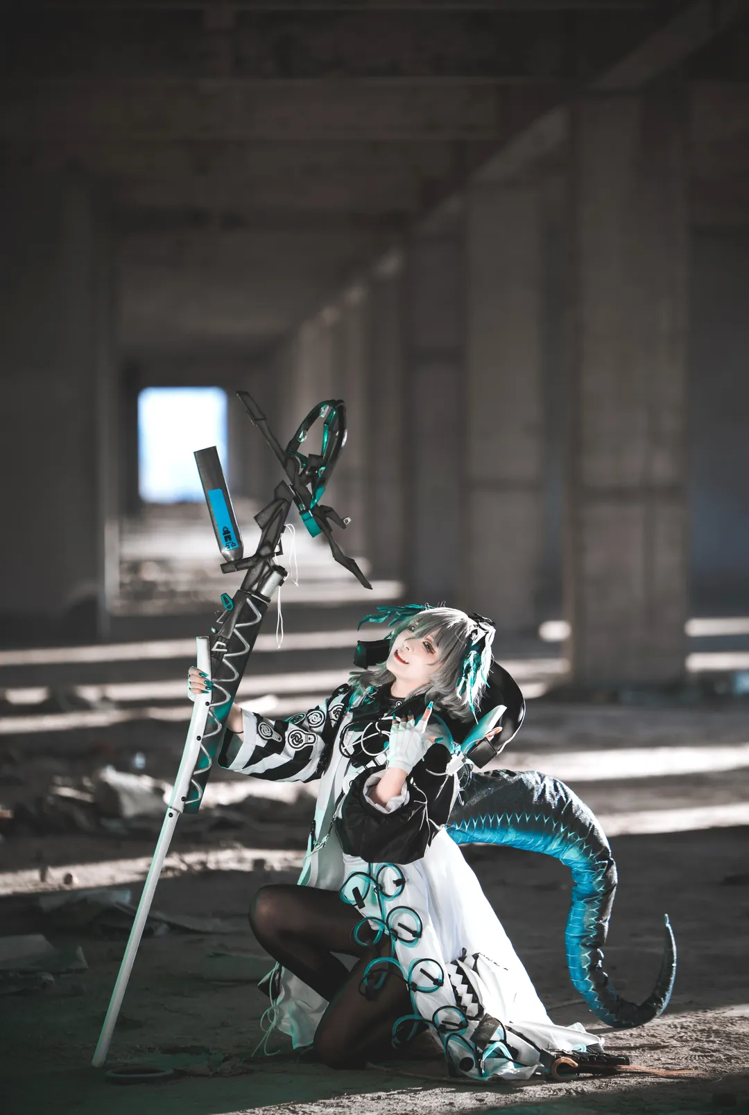 角色還原, 二次元攝影, cosplay正片, 明日方舟cos, 廢墟風寫真