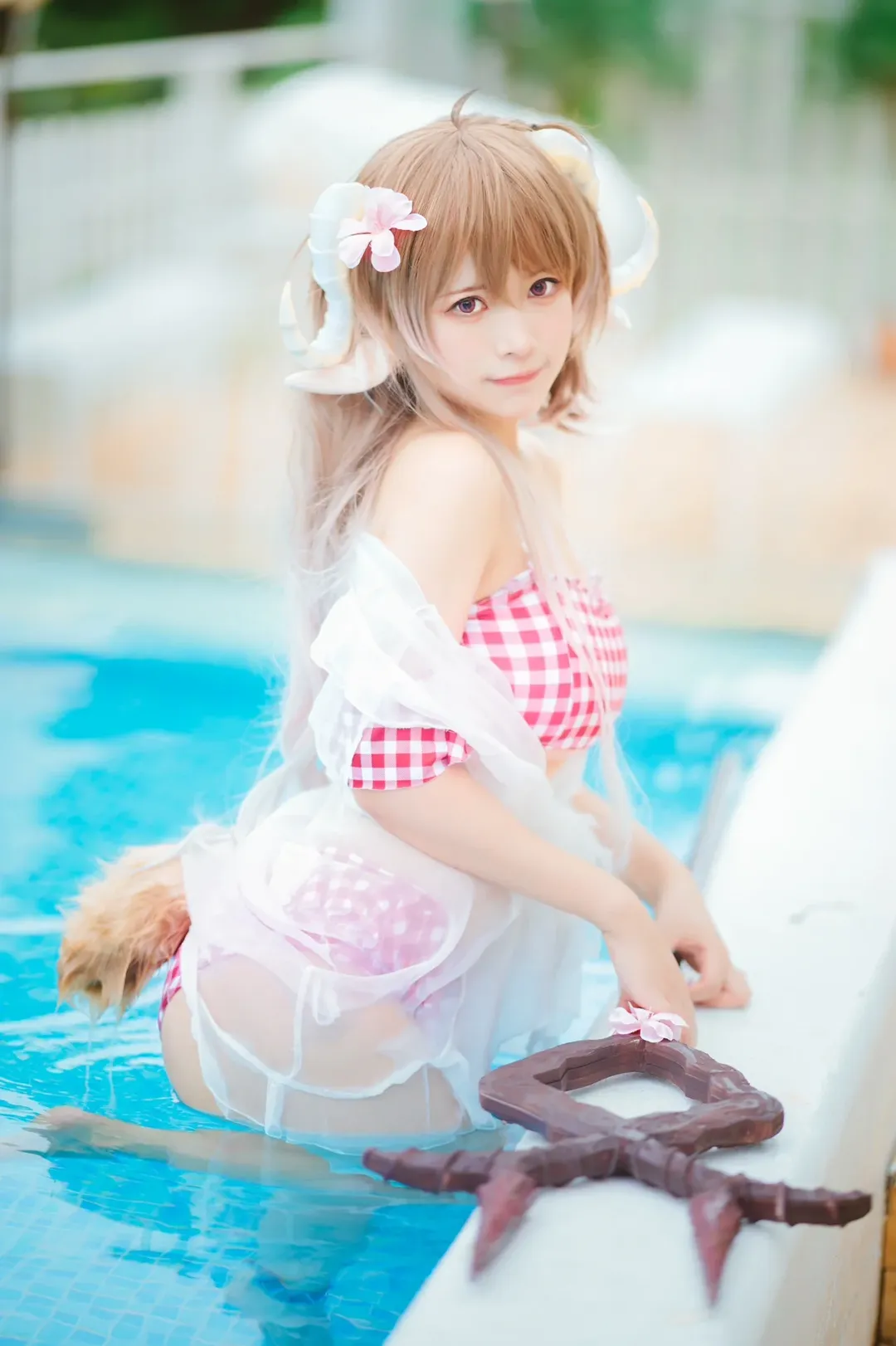 明日方舟, 泳装cosplay, 夏日外景, 小羊cos, 兽娘写真
