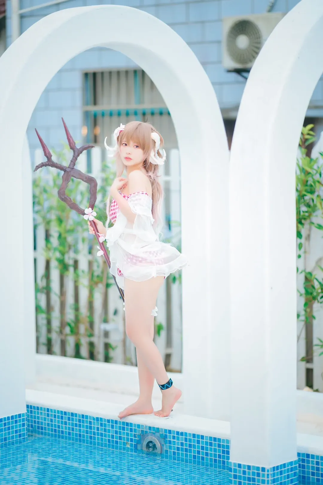 明日方舟, 泳装cosplay, 夏日外景, 小羊cos, 兽娘写真 - 第3张