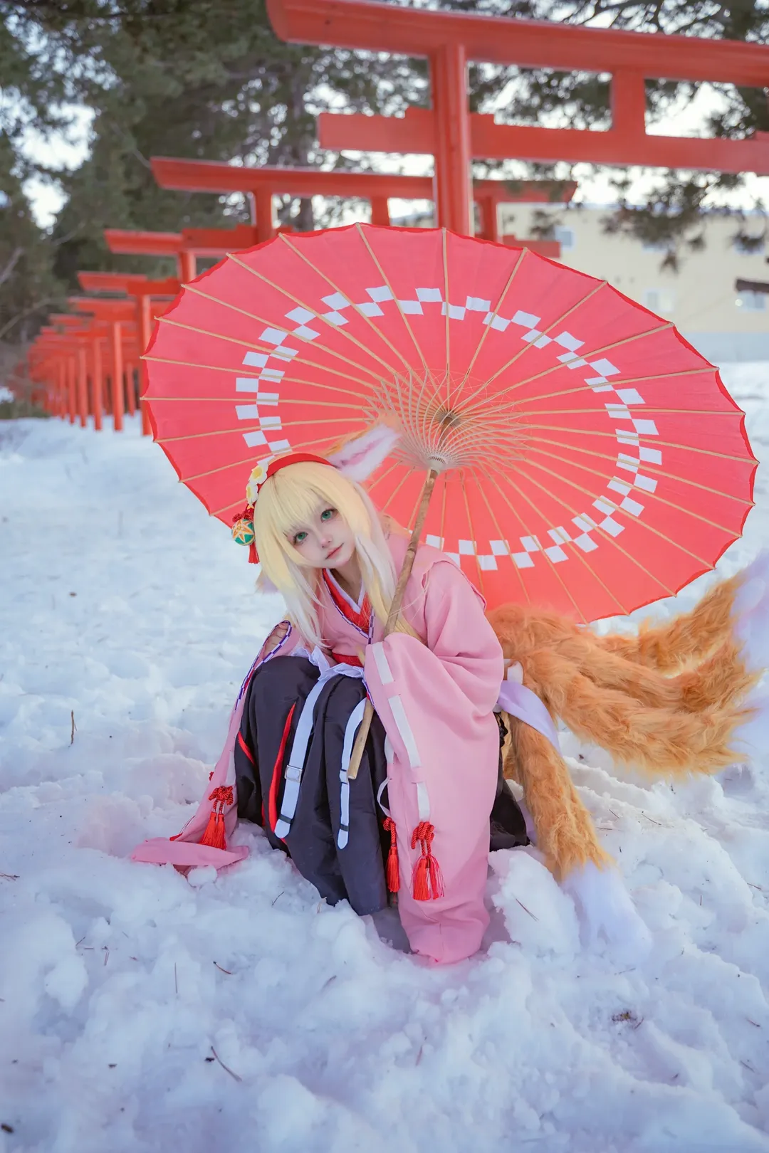 二次元cosplay, 明日方舟, 铃兰cos, 雪地外景, 北海道旅拍 - 第1张