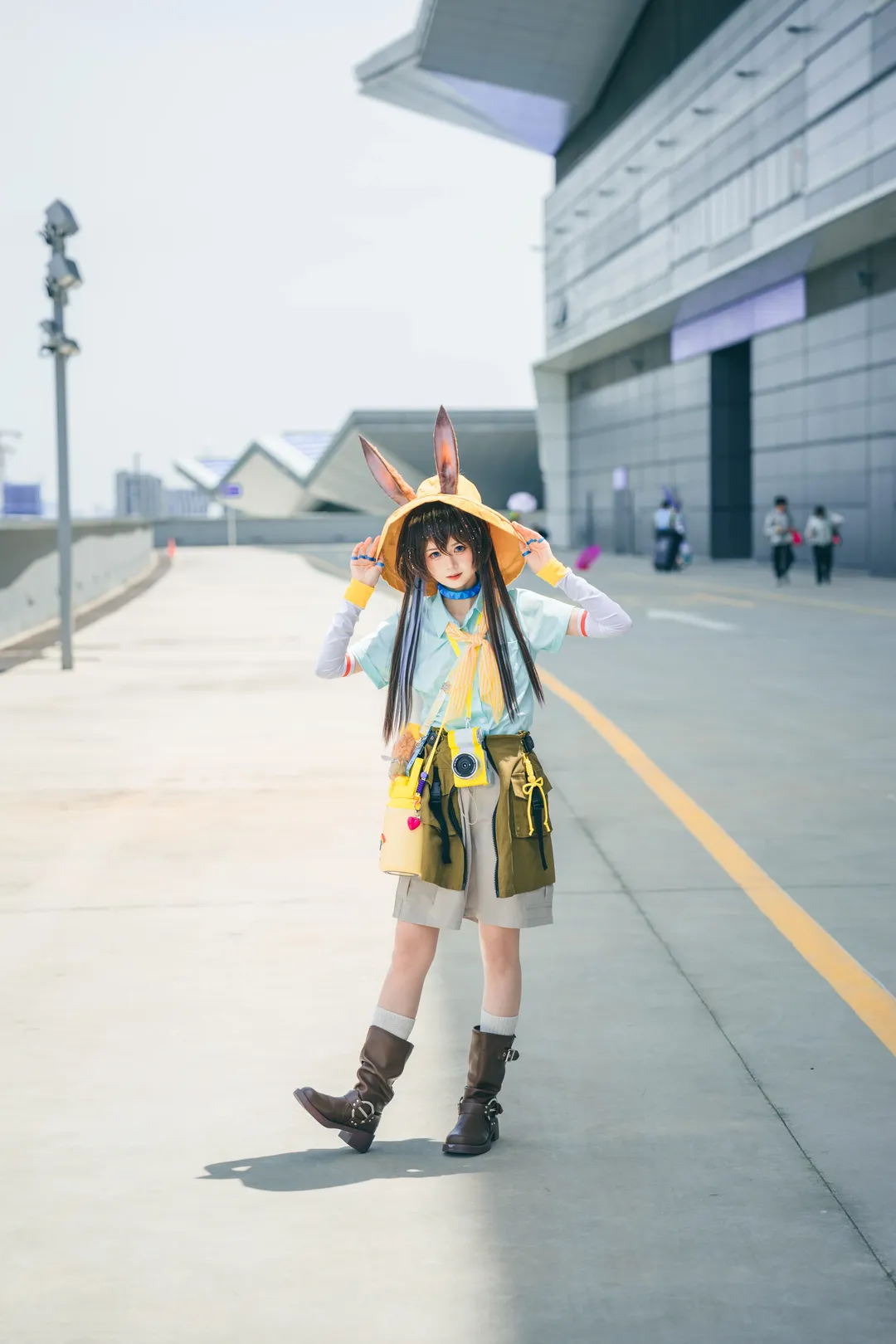 Arknights, Amiya cosplay, Outdoor cosplay, Cosplay outfit, Spring outing photography