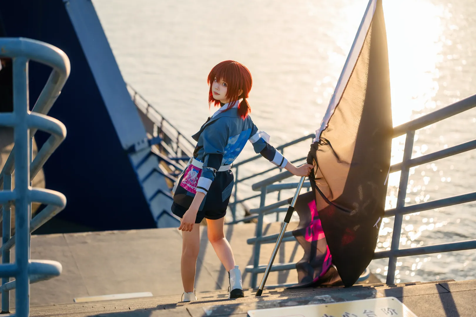 cosplay摄影, 二次元穿搭, 井芹仁菜cos, 少女乐队的呐喊, 逆光外景 - 第10张