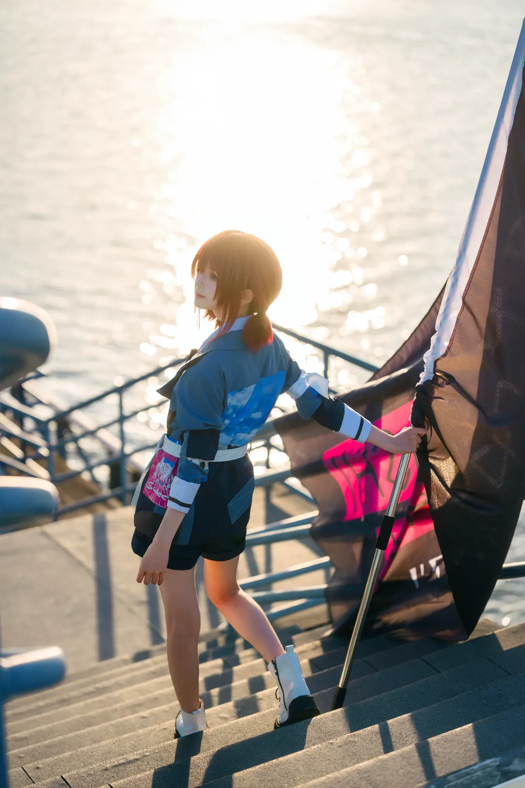 cosplay摄影, 二次元穿搭, 井芹仁菜cos, 少女乐队的呐喊, 逆光外景 - 第7张
