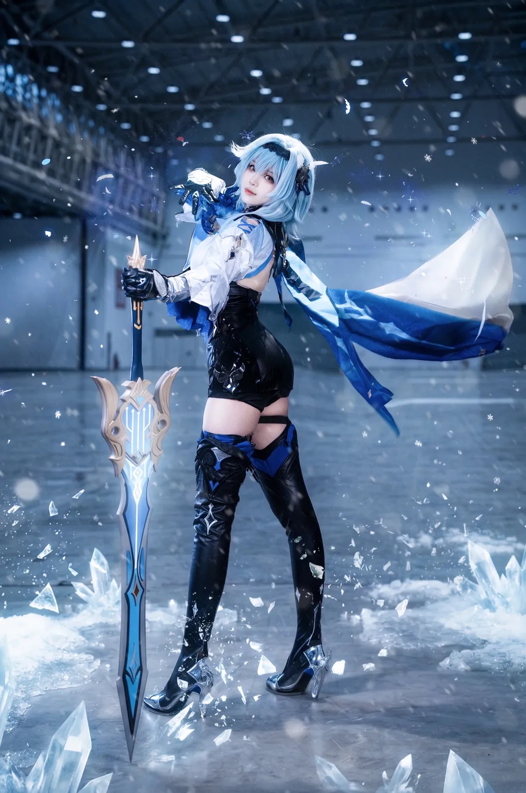 原神, エウルア コスプレ, コスプレ日常, モンド城, 氷大剣 - 1枚目