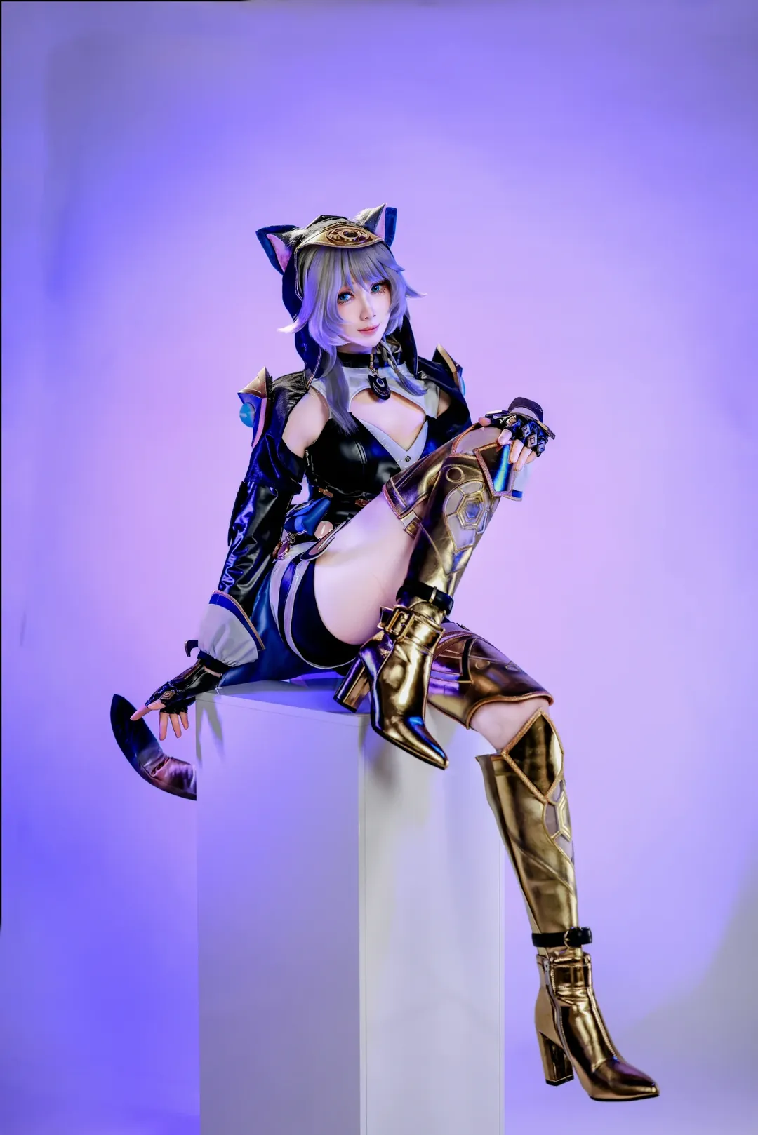 赛飞儿cos, 崩坏星穹铁道, cosplay场照, 白棚人像, 金色高跟 - 第2张