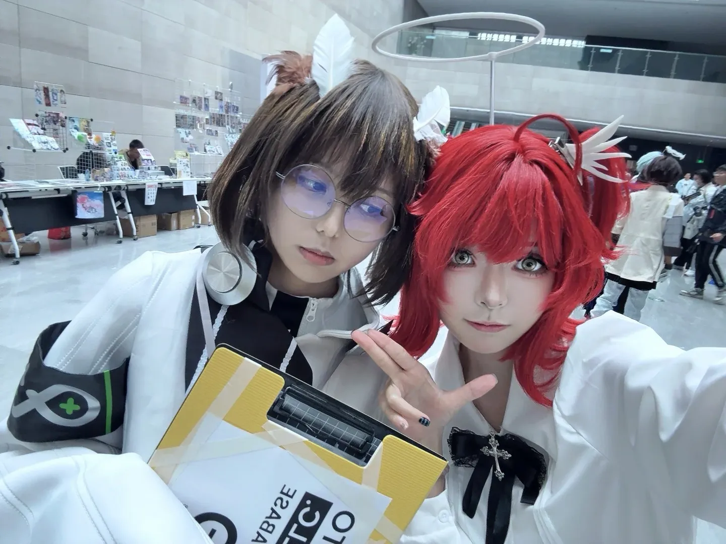 アークナイツ, コスプレ日常, イベントでの撮影, エクシア コスプレ, 姉妹のツーショット - 6枚目