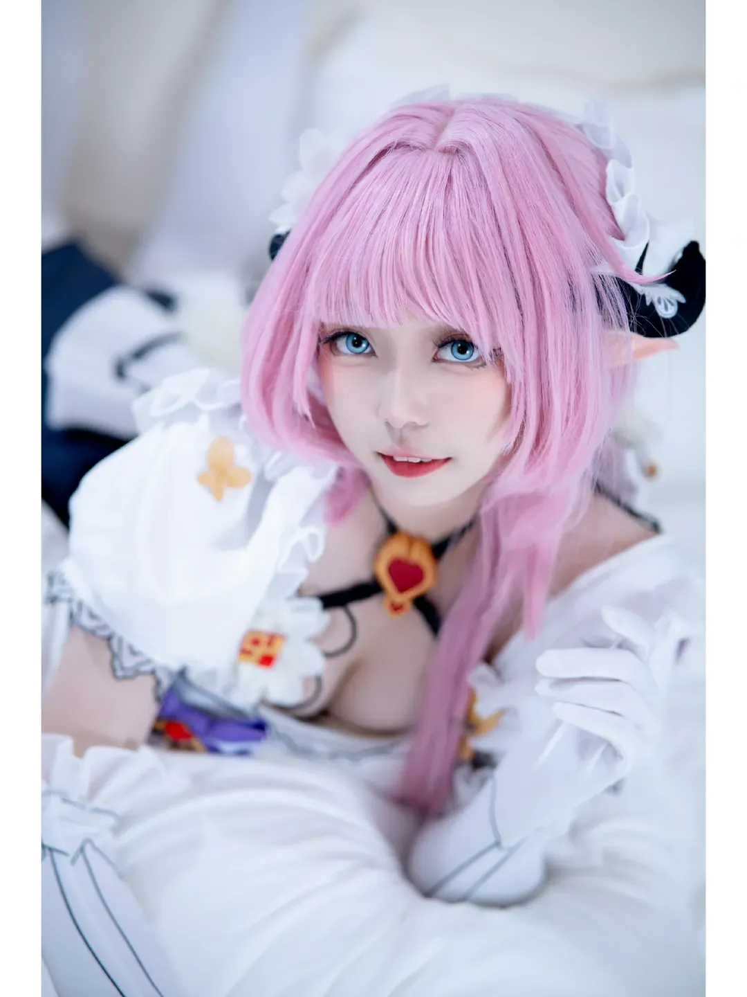 爱莉希雅cos, 崩坏3, 二次元cosplay, 精灵耳, 粉色假发 - 第3张