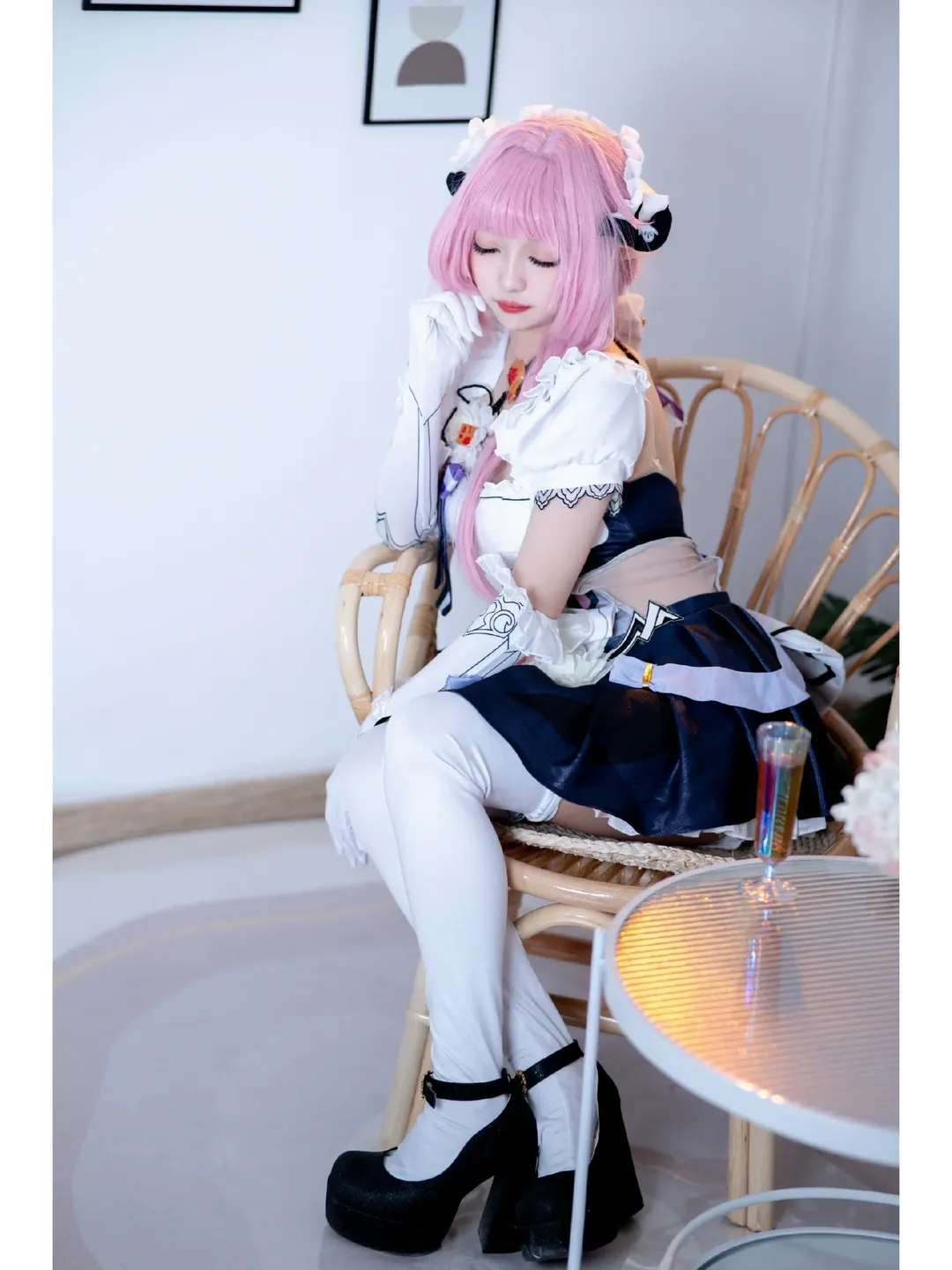 爱莉希雅cos, 崩坏3, 二次元cosplay, 精灵耳, 粉色假发 - 第6张