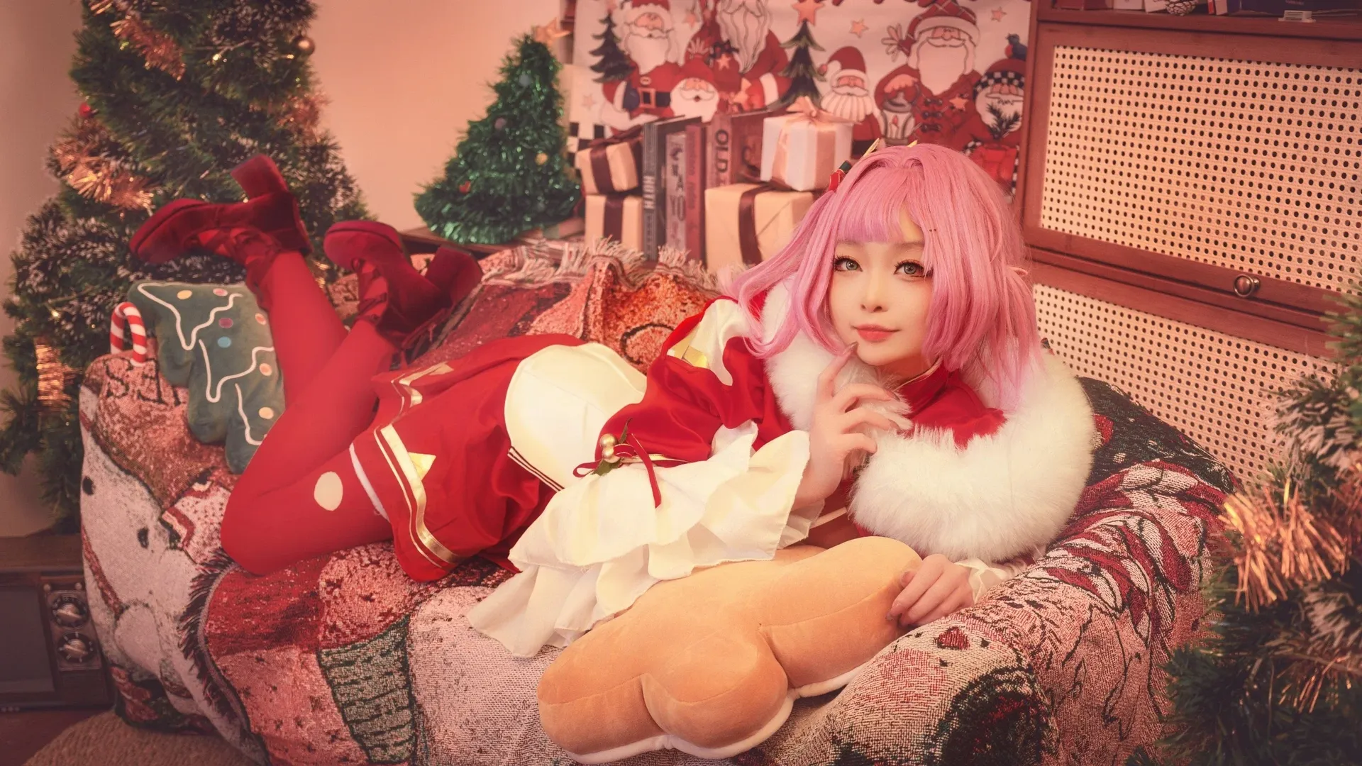 Elysia Cosplay, Honkai Impact 3rd, Christmas cosplay, Studio photoshoot share, Pink short hair cosplay - Image 3