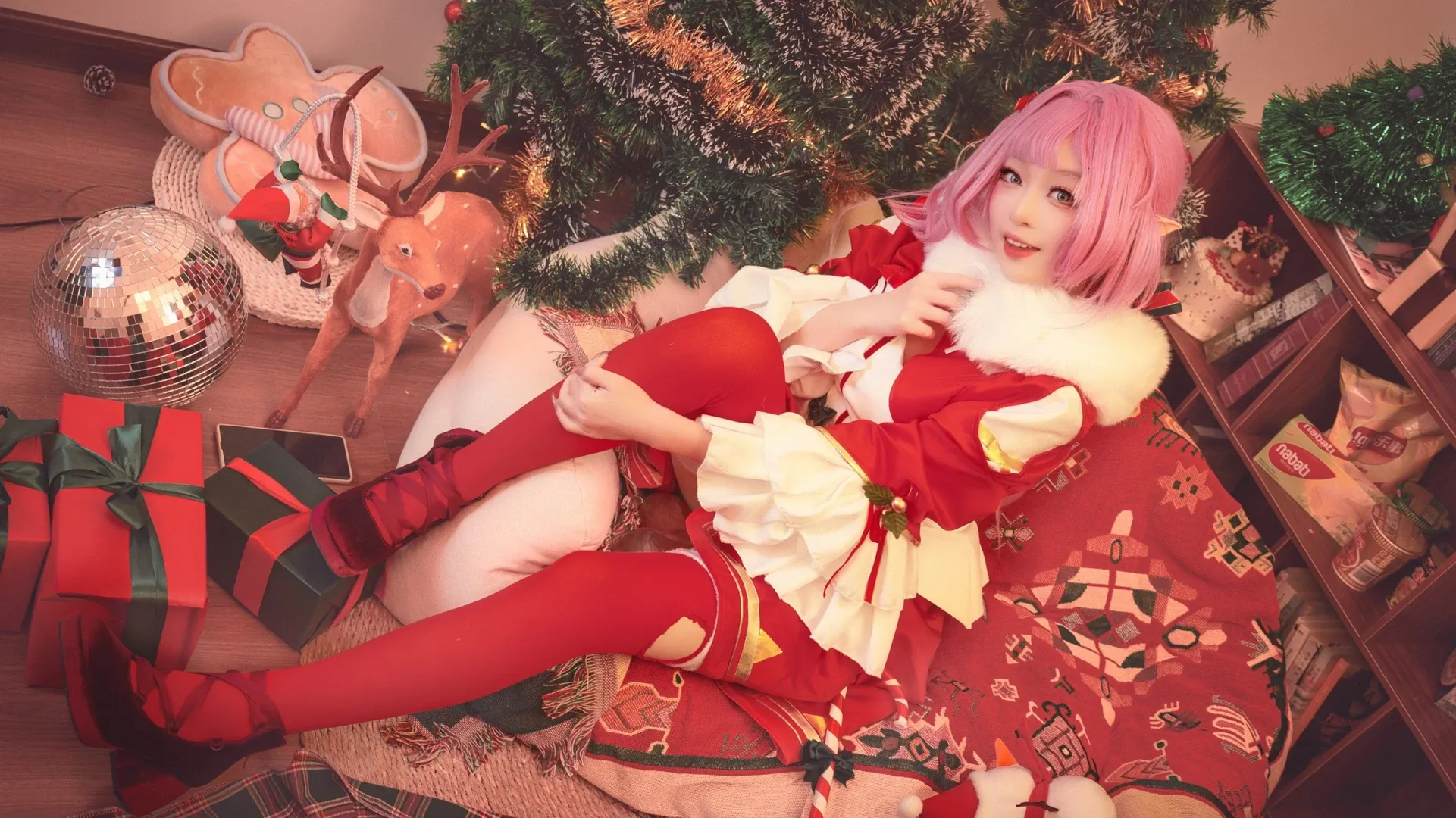 Elysia Cosplay, Honkai Impact 3rd, Christmas cosplay, Studio photoshoot share, Pink short hair cosplay - Image 7