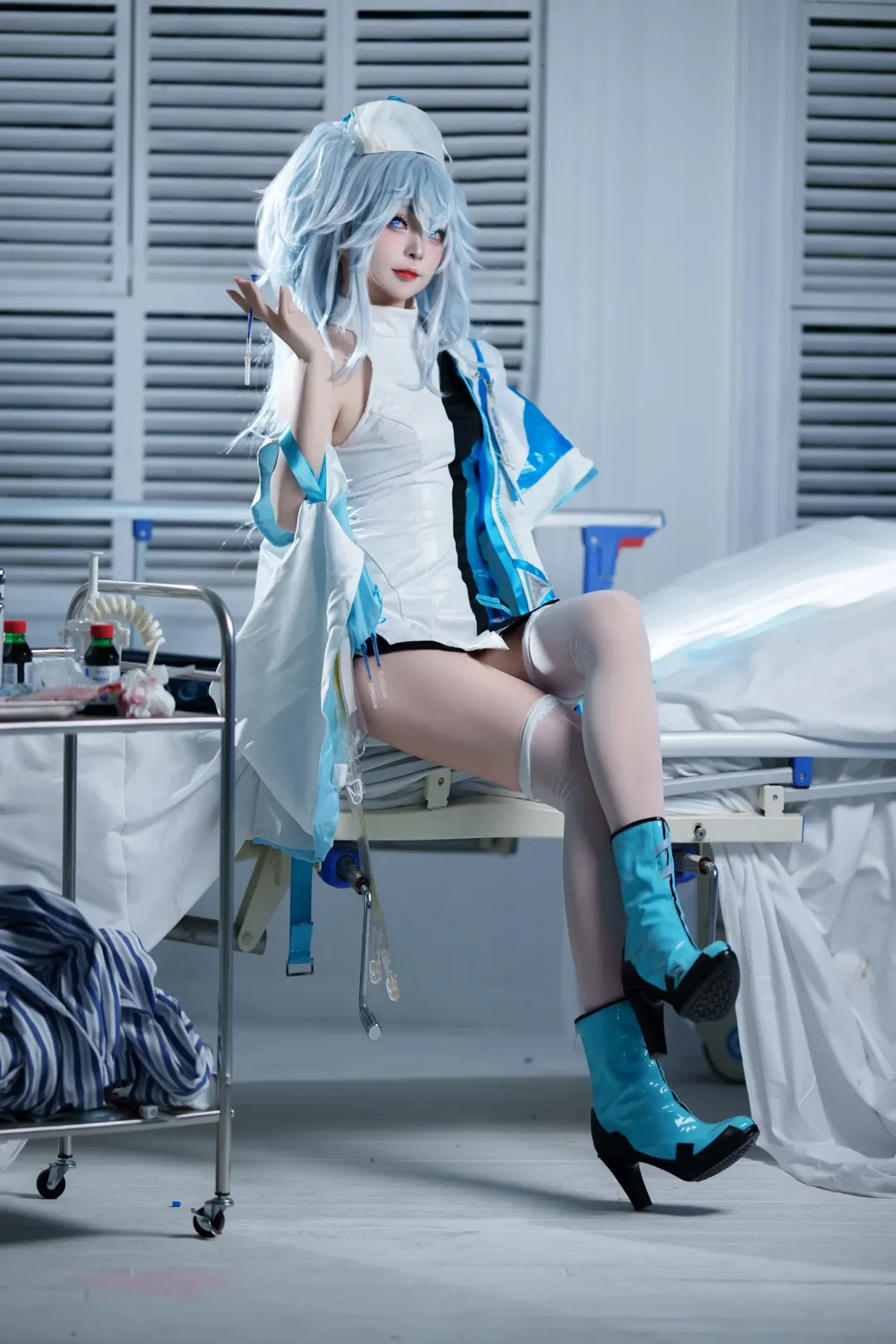 cosplay, 二次元cos正片, 医疗风cos, 少女前线, 芙洛伦cos - 第4张