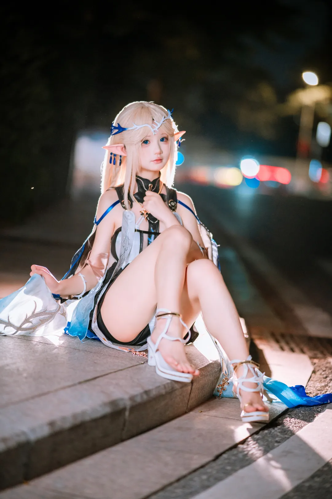 鸣潮, 卡提希娅cos, 夜景人像, cosplay摄影, 精灵造型