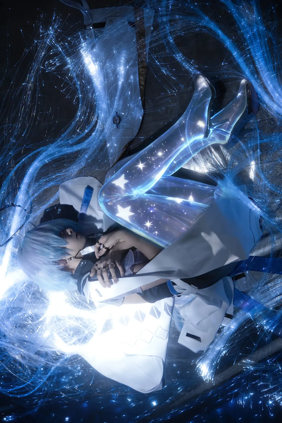 鸣潮, Cosplay摄影, 氛围感写真, 莫宁cos, 星空特效