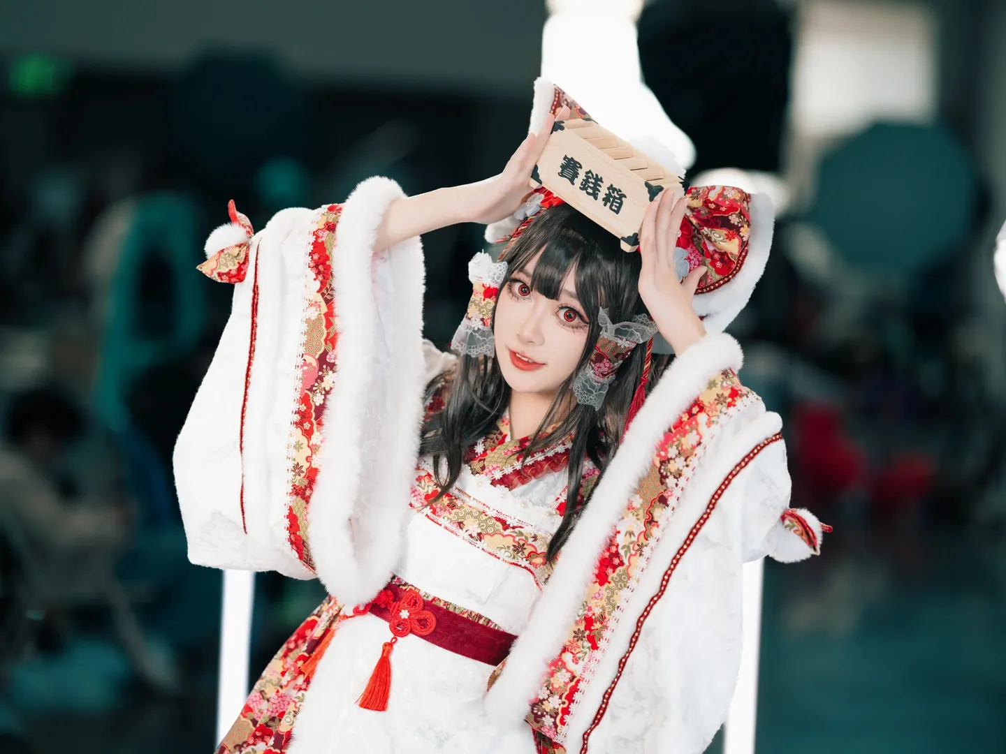 博丽灵梦cos, 东方Project, 漫展, 巫女cos, 二次元文艺复兴