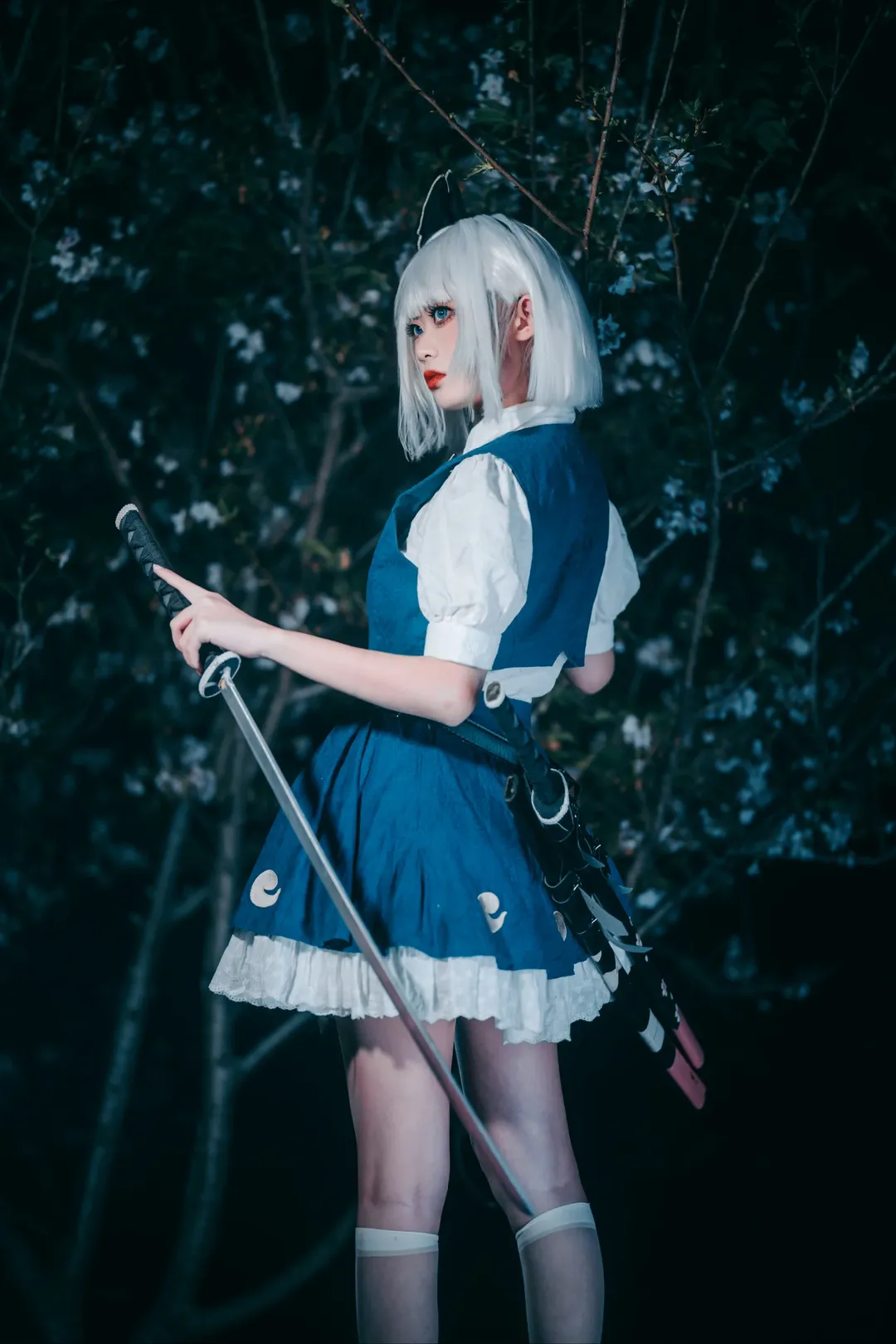 二次元cosplay, 魂魄妖梦cos, 東方project, 樱花夜景, 双刀少女 - 第14张