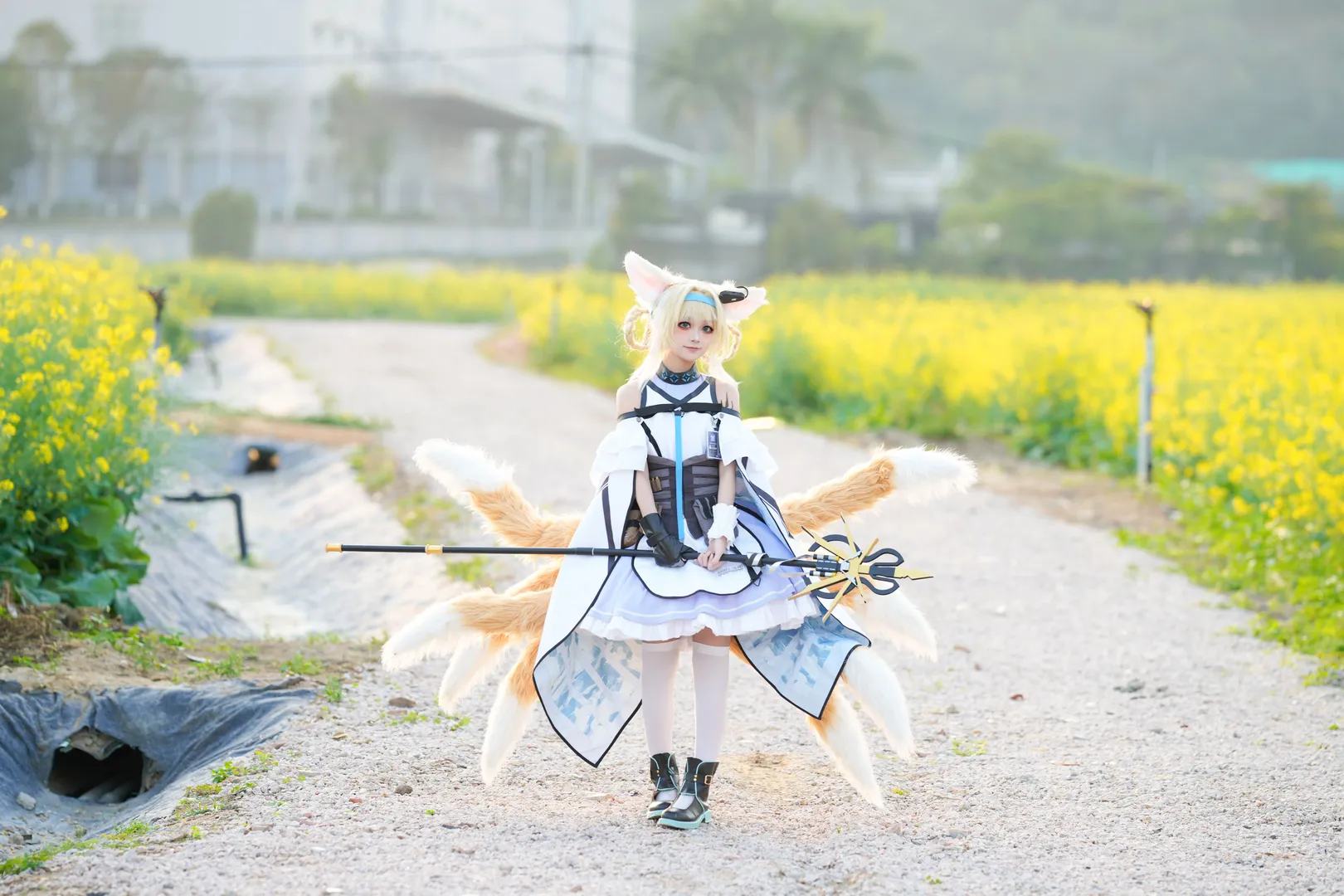 明日方舟, 铃兰cos, 九尾狐, cosplay摄影, 春日外景