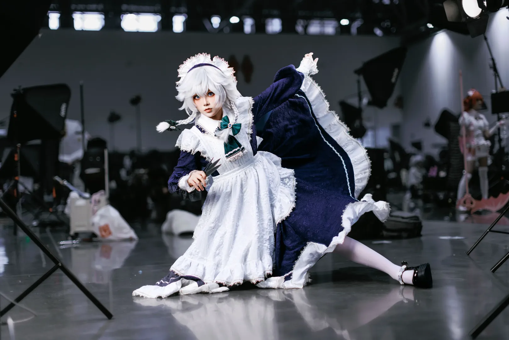 东方project, 动作参考, 十六夜咲夜cos, 漫展拍照姿势, cosplay女仆 - 第3张