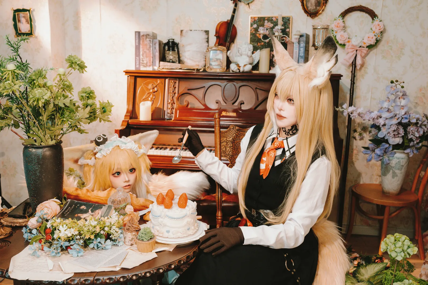 明日方舟, 铃兰cos, 复古风摄影, 兽娘cosplay, 忍冬cos - 第5张