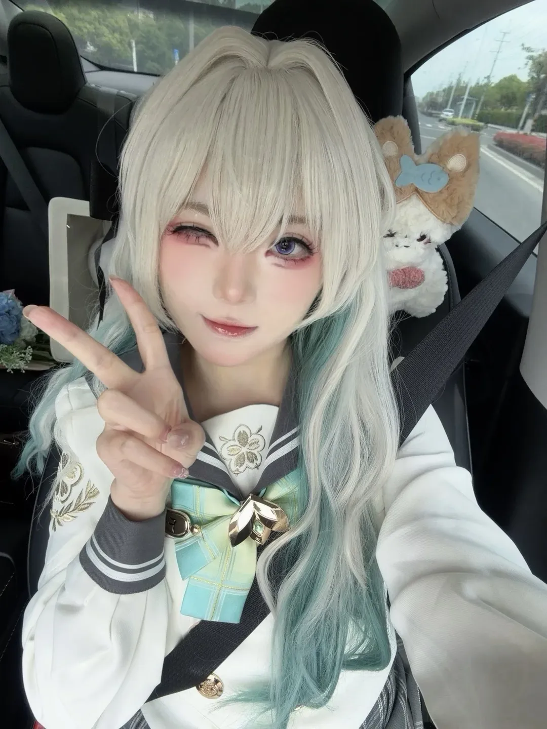 崩坏星穹铁道, 流萤cos, cosplay日常, 银白发色, 眼妆分享 - 第1张