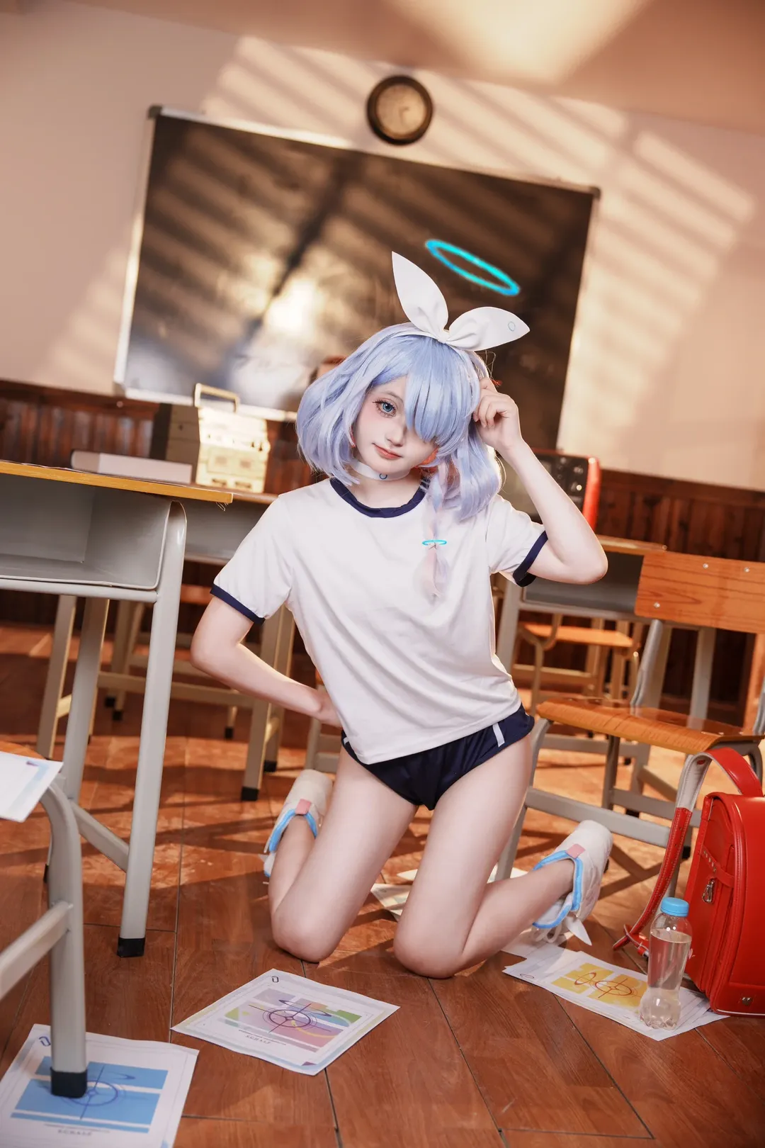 コスプレ, ブルーアーカイブ, 体操服, アロナ コスプレ, 教室撮影 - 6枚目